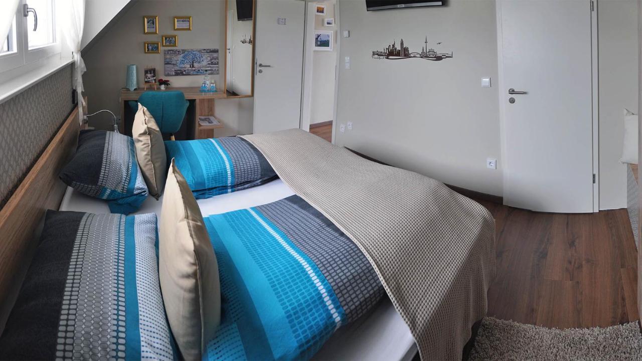 Frankfurt Bed & Breakfast Frankfurt am Main Bagian luar foto